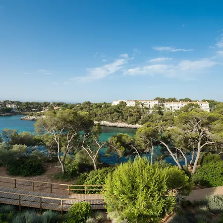 Ikos Porto Petro